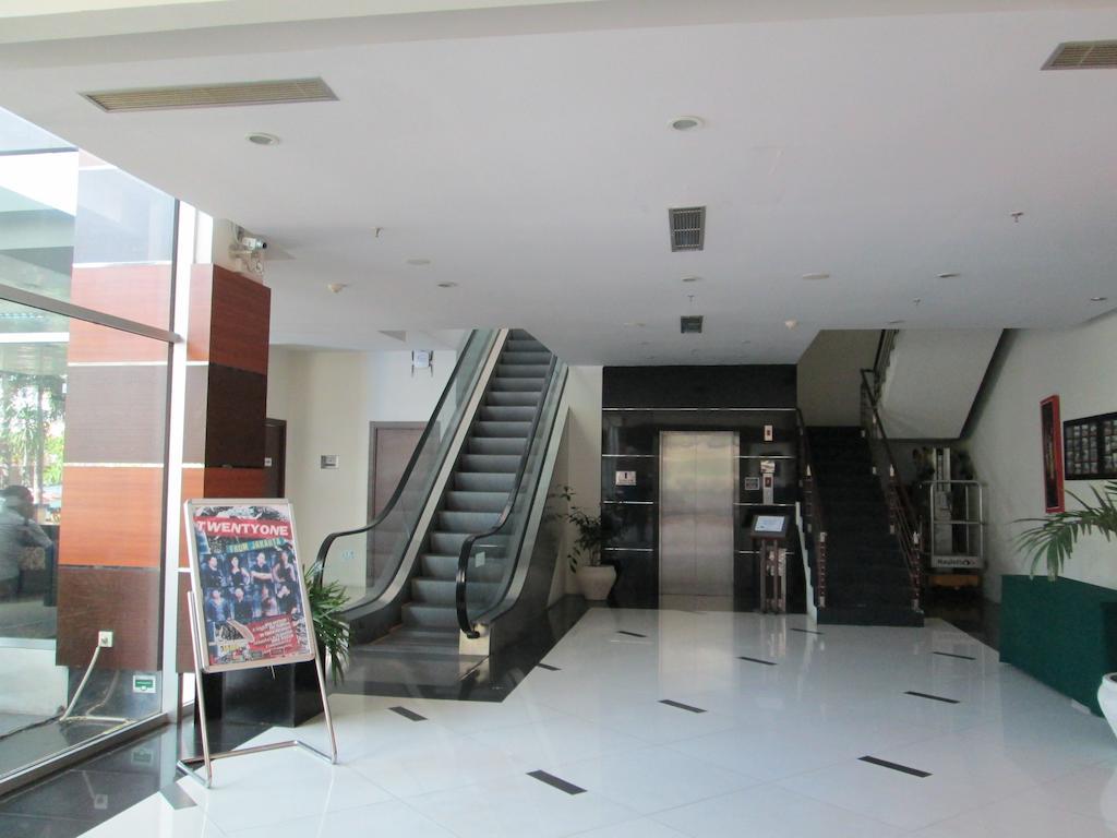 Klandasan Kecil A' Bahtera Residence מראה חיצוני תמונה